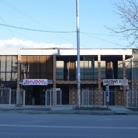 Hotel Tedi Кварели Екстериор снимка