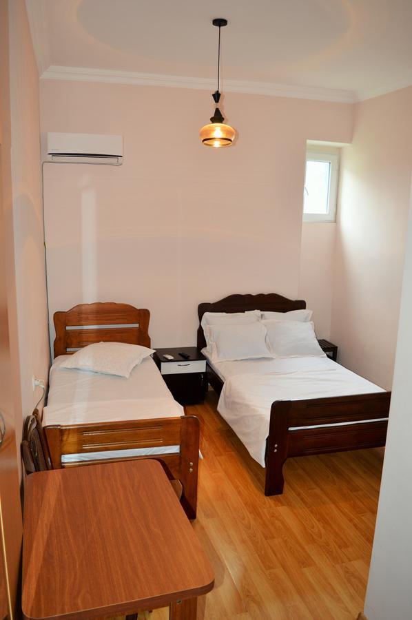 Hotel Tedi Кварели Екстериор снимка