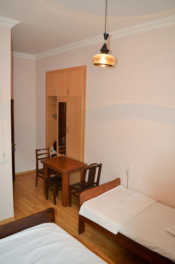 Hotel Tedi Кварели Екстериор снимка